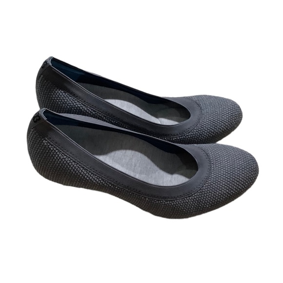 Betabrand Grey Late to the Gate Comfort Heels - Picture 3 of 7